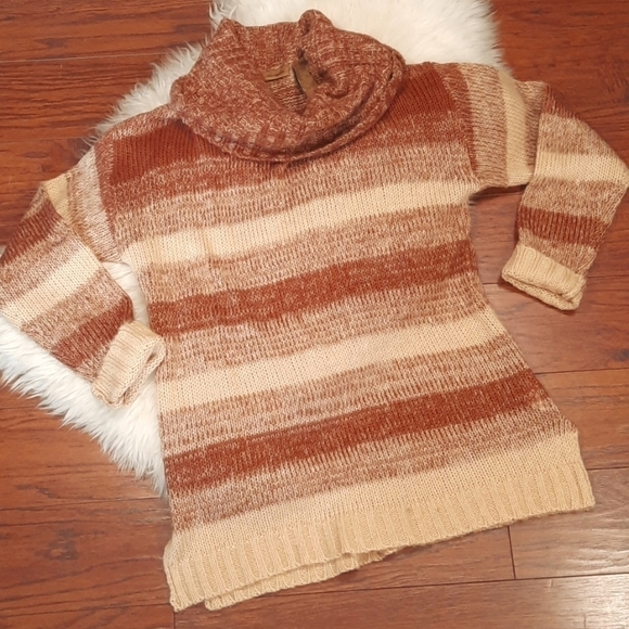 Wrangler Sweaters - Wrangler Chunky Knit Cowl Neck Sweater